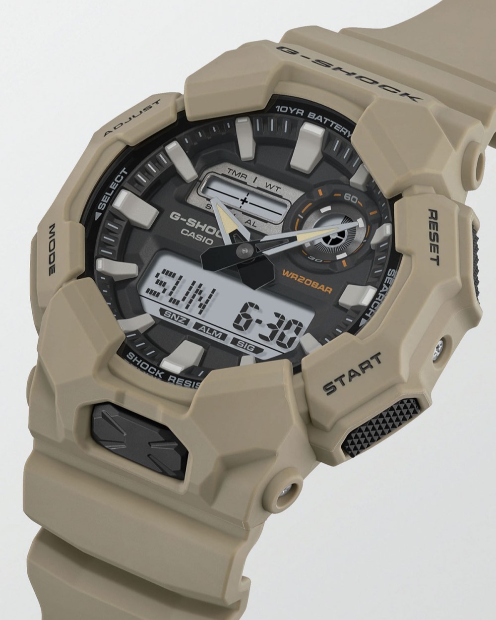 G-SHOCK GA-010-5AER - Slika 2
