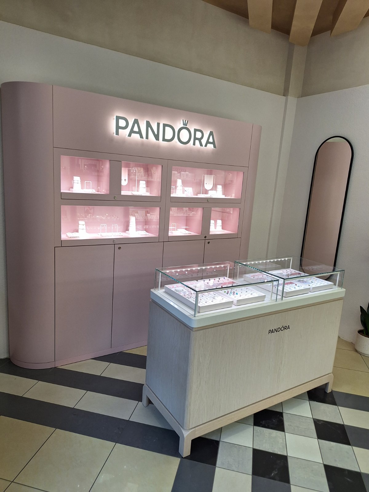 Pandora narukvica 562731C00 - Slika 2